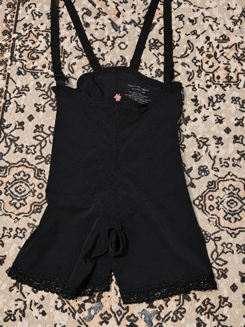 Design Veronique Style 850 Black Zippered Compression Girdle Size L Petite